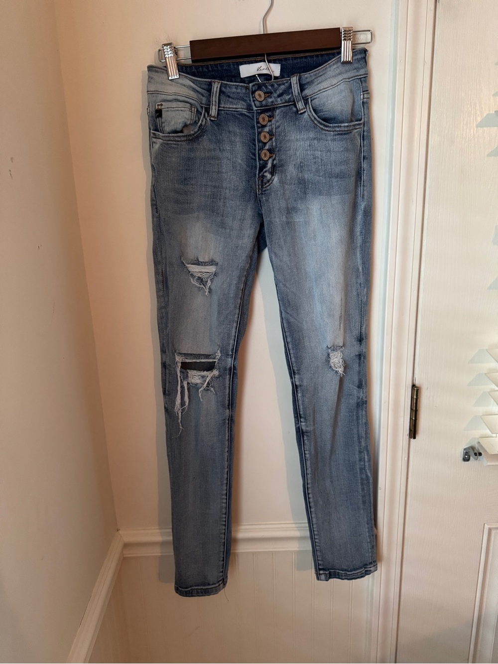 KanCan Light Blue Distressed Skinny Jeans Size 24
